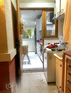 Image 4 - 1006287