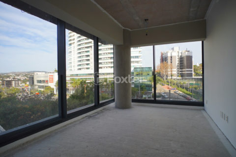 Image 2 - 1006294