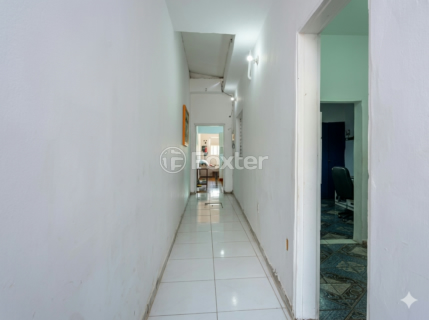 Image 10 - 1006319