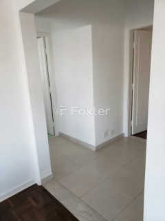Image 31 - 1006354