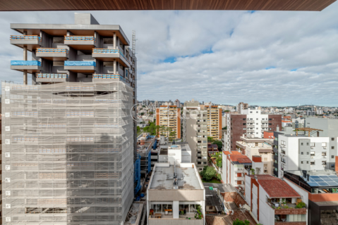 Image 4 - 1006388