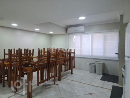 Image 34 - 1006392