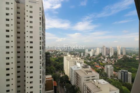 Image 8 - 1006470