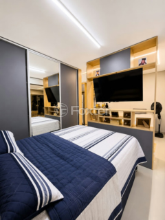 Image 6 - 1006489