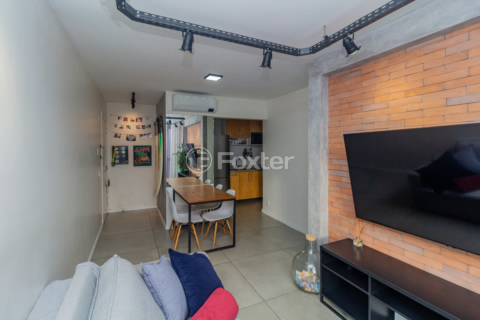 Image 3 - 1006499