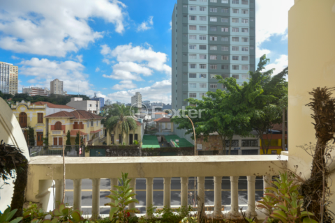 Image 52 - 1006567