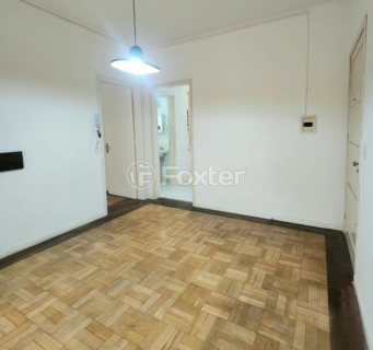 Image 6 - 1006647