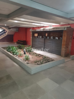 Image 6 - 1006658