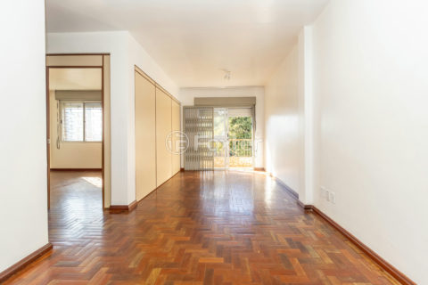 Image 22 - 1006673