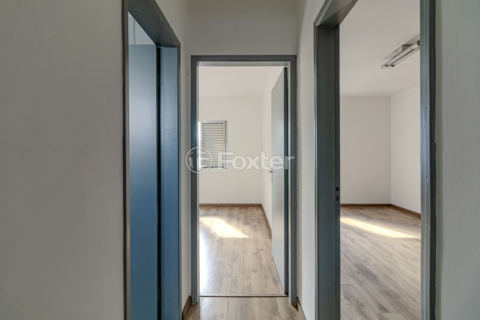 Image 4 - 1006700