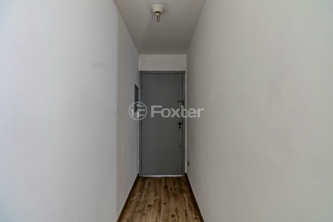 Image 8 - 1006700