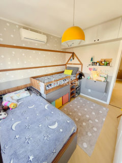 Image 43 - 1006759