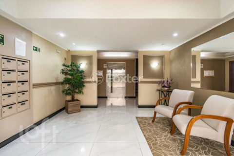 Image 21 - 1006862