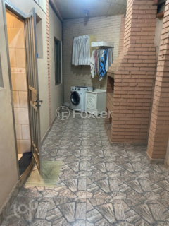 Image 4 - 1006900