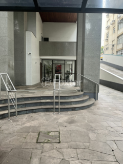Image 2 - 1006907