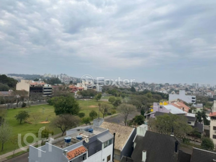 Image 32 - 1006910
