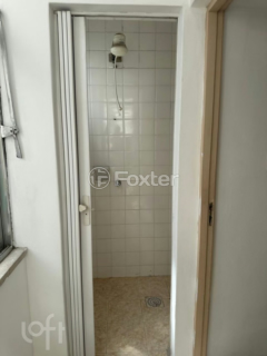 Image 8 - 1006931