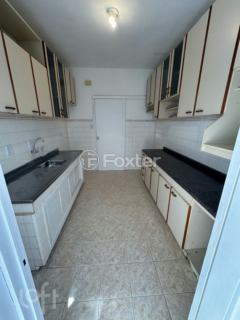Image 4 - 1006931