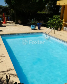 Image 4 - 1006943