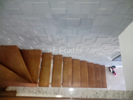 Image 8 - 1007057
