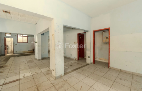 Image 4 - 1007152