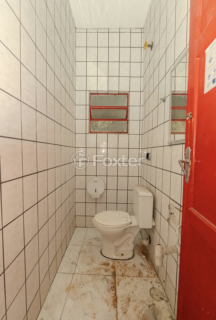 Image 8 - 1007152