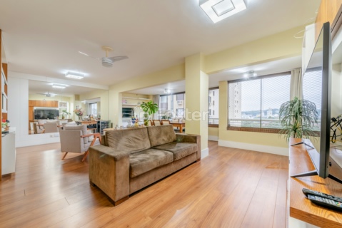 Image 3 - 1007154