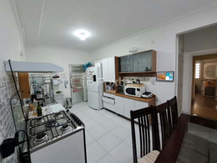 Image 7 - 1007160