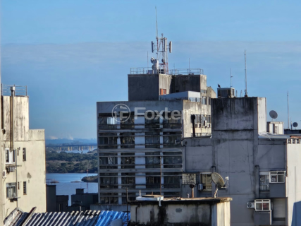 Image 29 - 1007200