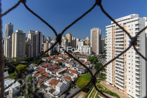 Image 6 - 1007237