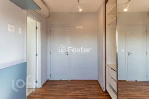 Image 19 - 1007237