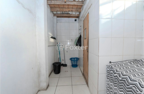 Image 5 - 1007252