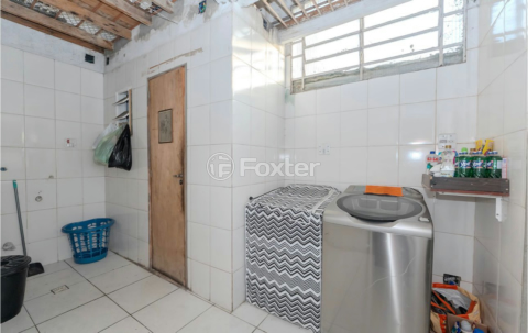 Image 4 - 1007252