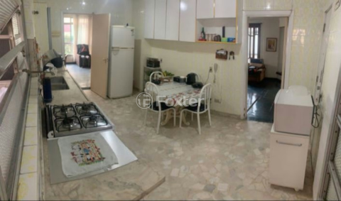 Image 4 - 1007271