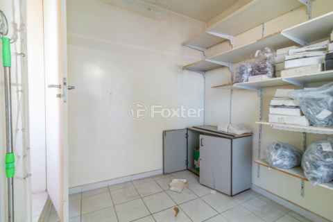 Image 31 - 1007310