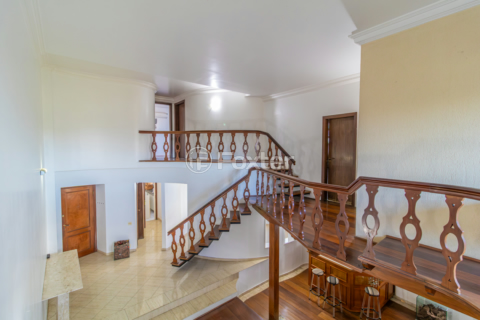 Image 6 - 1007310
