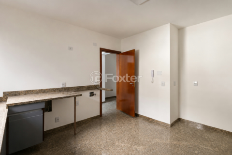 Image 31 - 1007365
