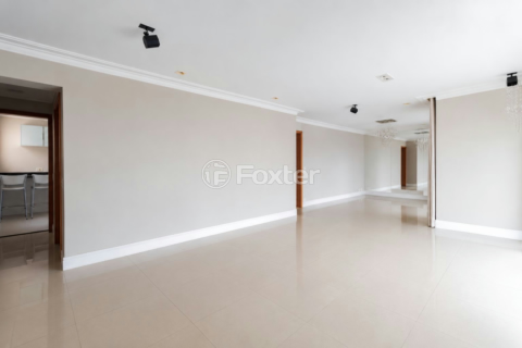 Image 4 - 1007391