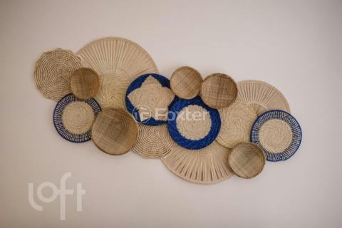 Image 17 - 1007410
