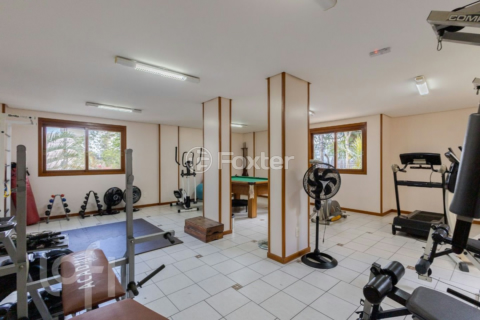 Image 34 - 1007425