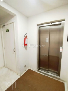 Image 4 - 1007433