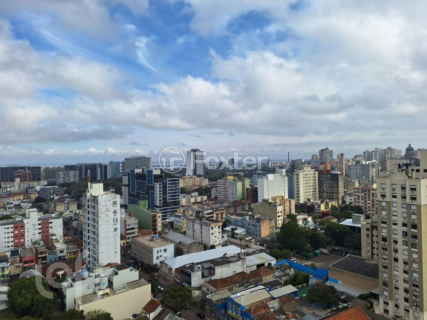 Image 18 - 1007440