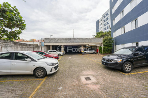 Image 24 - 1007441