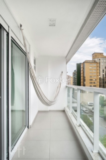 Image 6 - 1007442