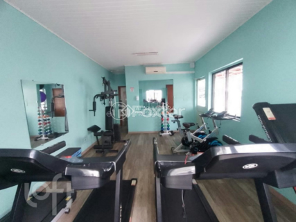 Image 4 - 1007453