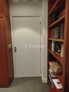 Image 1 - 1007563