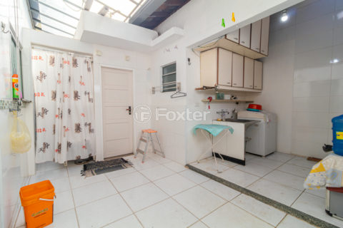 Image 26 - 1007565