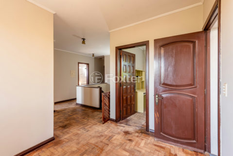 Image 23 - 1007674