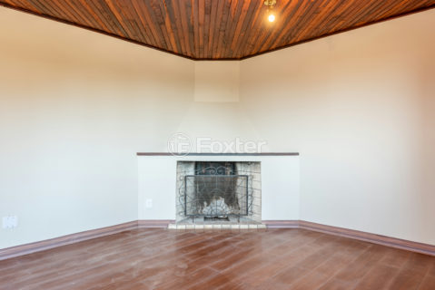 Image 4 - 1007674
