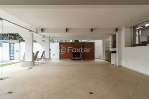Image 10 - 1007675
